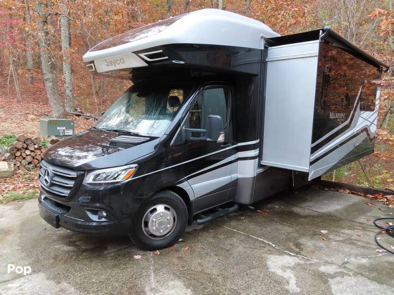 2022 Jayco Melbourne Prestige 24RP, $ 99,950