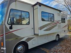 2016 Itasca Sunstar 26HE, $ 40,000