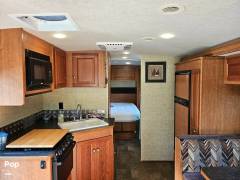 2016 Itasca Sunstar 26HE, $ 40,000