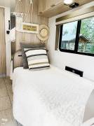 2021 Winnebago Micro Minnie 1700 BH, $ 22,500