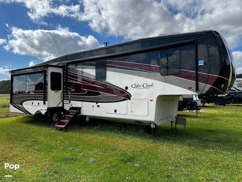 2019 Forest River Cedar Creek Champagne 38EL, $ 54,900