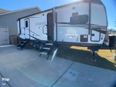 2023 Rockwood Ultra-Lite 2608BS, $ 58,900
