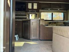 2019 Thor Motor Coach Chateau 31E, $ 87,300