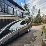 2010 Winnebago Journey 40T, $ 115,000