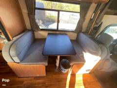 2017 Thor Motor Coach Majestic 23A, $ 19,000