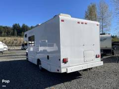 2017 Thor Motor Coach Majestic 23A, $ 19,000