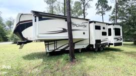 2019 Heartland Big Country 3965DSS, $ 44,000