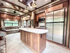 2019 Heartland Big Country 3965DSS, $ 44,000