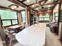 2019 Heartland Big Country 3965DSS, $ 44,000