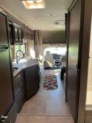 2018 Thor Motor Coach Chateau 31Y, $ 64,500