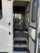2018 Thor Motor Coach Chateau 31Y, $ 64,500