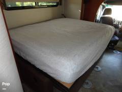 2017 Jayco Melbourne 24M, $ 69,500