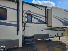 2015 CrossRoads Elevation Sonoma TF-42SN, $ 64,000