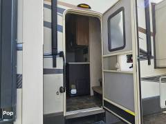 2015 CrossRoads Elevation Sonoma TF-42SN, $ 64,000