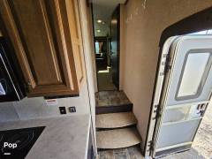 2015 CrossRoads Elevation Sonoma TF-42SN, $ 64,000