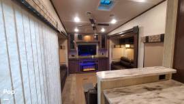 2018 Forest River Sandpiper 389RD, $ 49,900