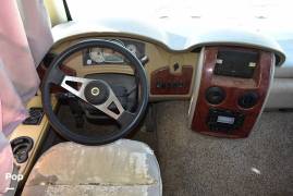 2010 Thor Motor Coach Serrano 31X, $ 50,000