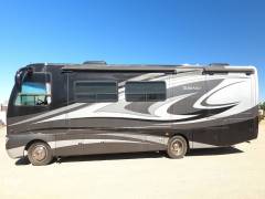 2010 Thor Motor Coach Serrano 31X, $ 50,000