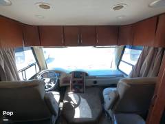 2010 Thor Motor Coach Serrano 31X, $ 50,000