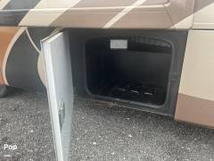 2017 Thor Motor Coach Challenger 37KT, $ 84,000
