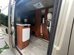 2021 Roadtrek Zion SRT, $ 124,750