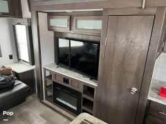 2020 Dutchmen Coleman 2955RL Light Series, $ 20,500