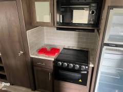 2020 Dutchmen Coleman 2955RL Light Series, $ 20,500