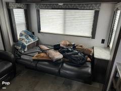2020 Dutchmen Coleman 2955RL Light Series, $ 20,500