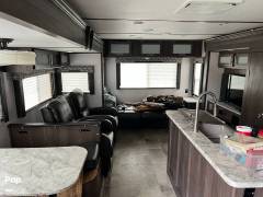 2020 Dutchmen Coleman 2955RL Light Series, $ 20,500