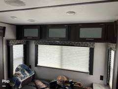 2020 Dutchmen Coleman 2955RL Light Series, $ 20,500