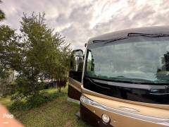 2005 Fleetwood Revolution 40C, $ 69,500
