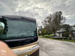 2005 Fleetwood Revolution 40C, $ 69,500