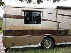 2005 Fleetwood Revolution 40C, $ 69,500