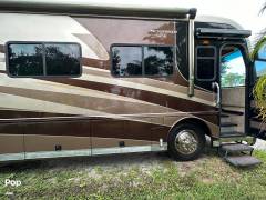 2005 Fleetwood Revolution 40C, $ 69,500
