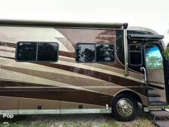 2005 Fleetwood Revolution 40C, $ 69,500