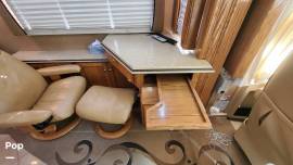 2007 Holiday Rambler Navigator 43FST, $ 99,000