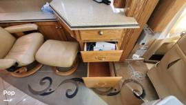 2007 Holiday Rambler Navigator 43FST, $ 99,000