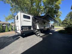 2023 Grand Design Imagine 2910BH, $ 36,000