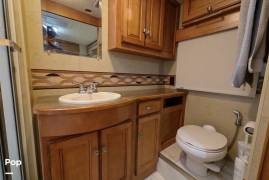2014 Winnebago Vista 35B, $ 69,000