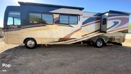 2011 Monaco Cayman 40PBQ, $ 129,000