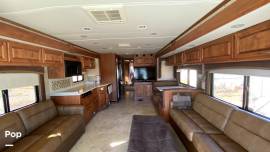 2011 Monaco Cayman 40PBQ, $ 129,000
