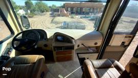 2011 Monaco Cayman 40PBQ, $ 129,000