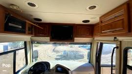 2011 Monaco Cayman 40PBQ, $ 129,000