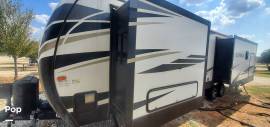 2021 Keystone Outback 328RL, $ 35,500