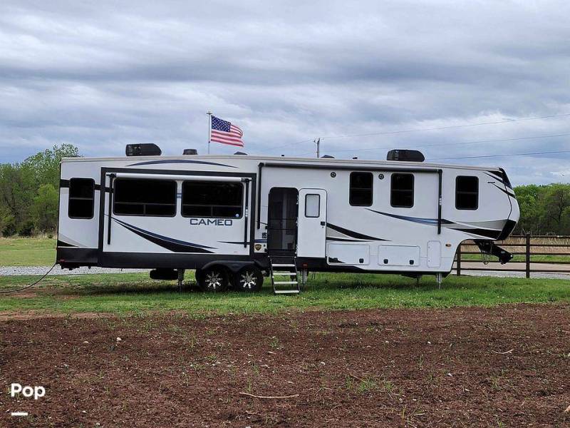 2021 CrossRoads Cameo 3891MK, $ 49,000
