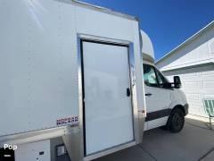 2016 Mercedes-Benz Sprinter 3500 170WB, $ 58,000