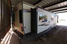 2015 Keystone Outback Super-Lite 326RL, $ 27,000