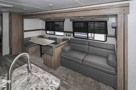 2022 CrossRoads Zinger 328SB, $ 41,800