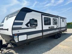 2022 CrossRoads Zinger 328SB, $ 41,800