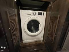 2022 Entegra Coach Accolade 37L, $ 252,800